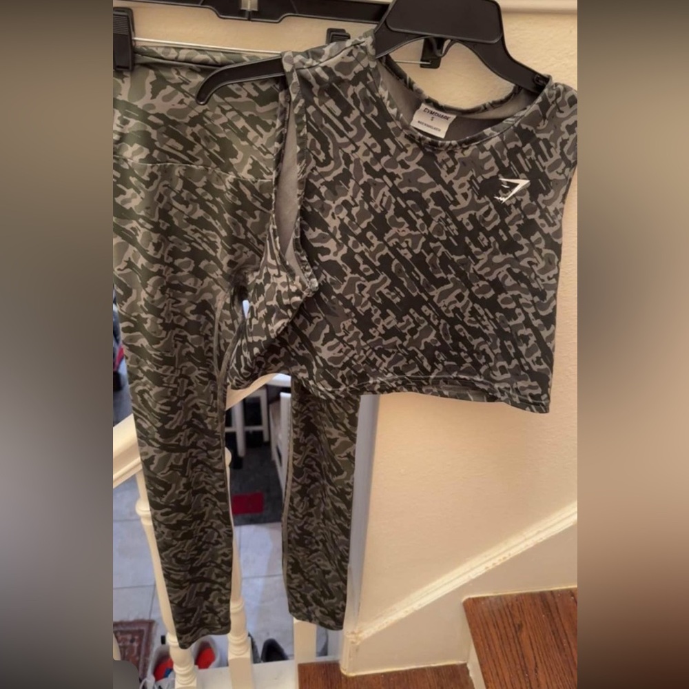 Gymshark outfit set camouflage brand new